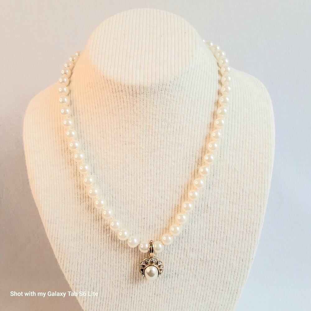 💎Roman Faux Pearl Necklace With Removable Oval Cabochon Clear Rhinestone Pendant